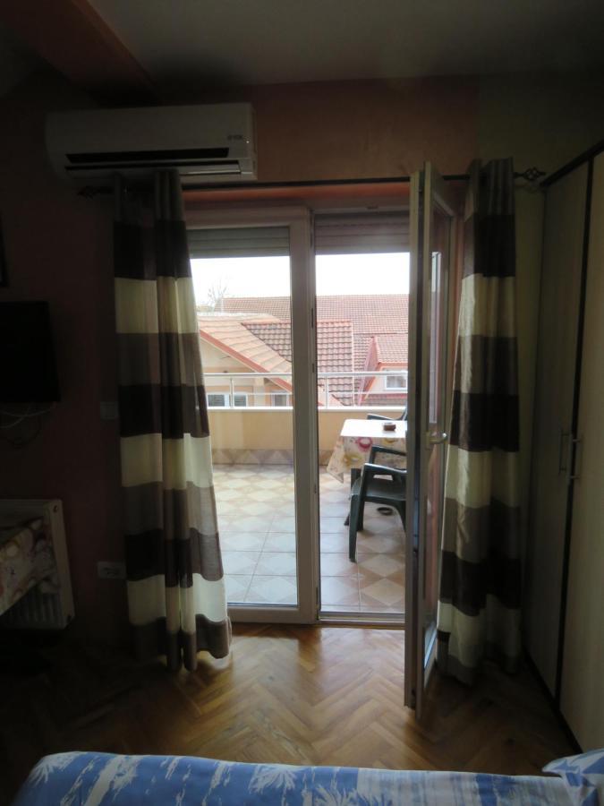 Hotel Apartments Bella Mare Belgrád Kültér fotó
