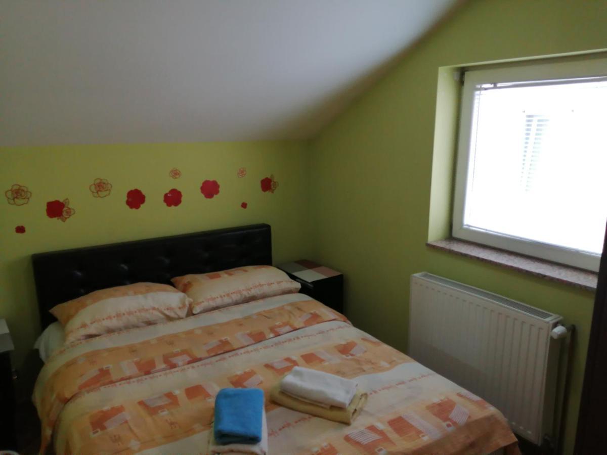 Hotel Apartments Bella Mare Belgrád Kültér fotó